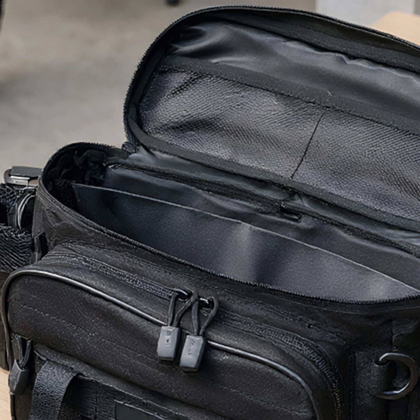 Thickened Tackle Bags Wear Resist Portable Fishing Gear Organizer Hunting Storage Tackle Bags Camping Picnic Cycling Backpack